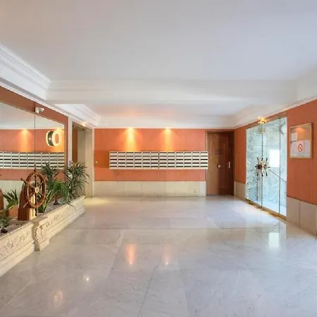 דירה Grand Neuf Face Port Et Plage, Parking Prive גולף-ז'ואן